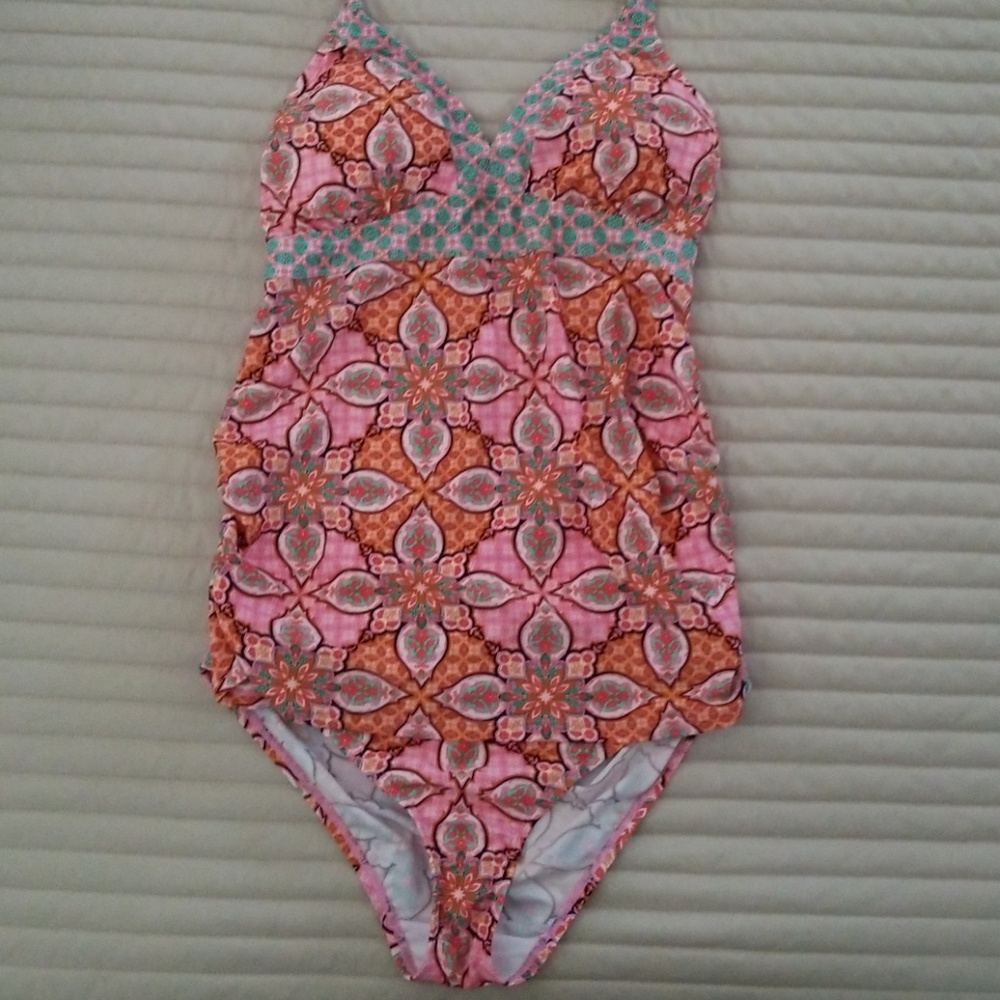 Brand new Small maternity tankini swimsuit